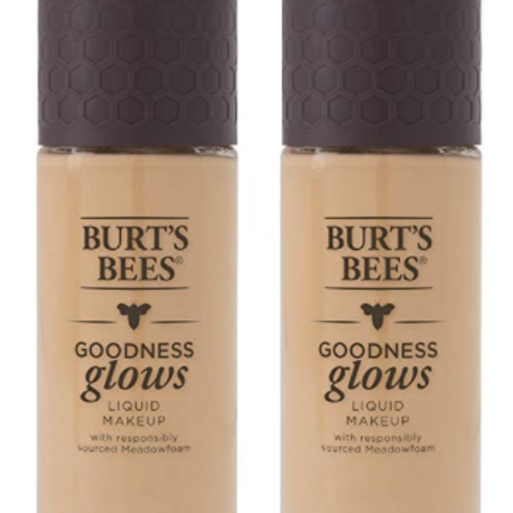 NEW Burt's Bees Goodness Glows Liquid Foundation